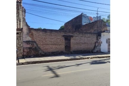 VENDO TERRENO EN BARRIO SAJONIA!! 