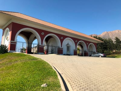 [EN VENTA] CASA LISTA PARA ACABADOS EN VALLE ALTO