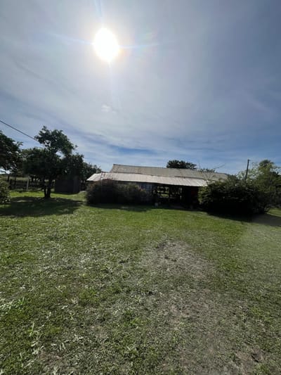 EN VENTA ESTANCIA  BAJO CHACO DE 326 HECTAREAS SOBRE RUTA 