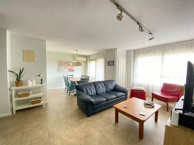 Venta apartamento 2 dormitorios,2 baños,2 cocheras. Punta del Este