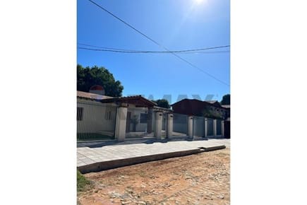 Casa-Venta-PY Central San Lorenzo DOMINGO SABIO CASI 21 DE SETIEMBRE