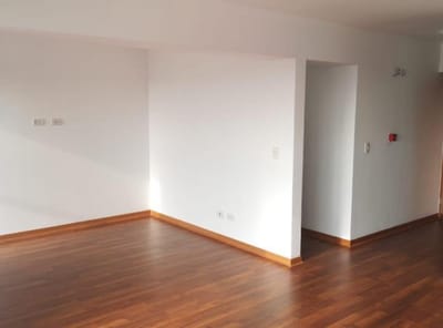 ¡Vendo Moderno Departamento Duplex de Estreno en Valle Hermoso!