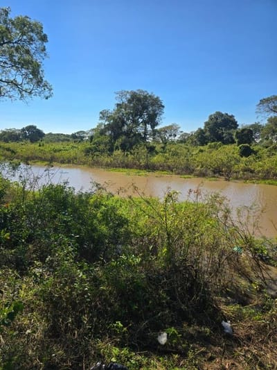 Precioca Propiedad sobre Riacho Payagua , Vecino de La Rivera, Chacoi