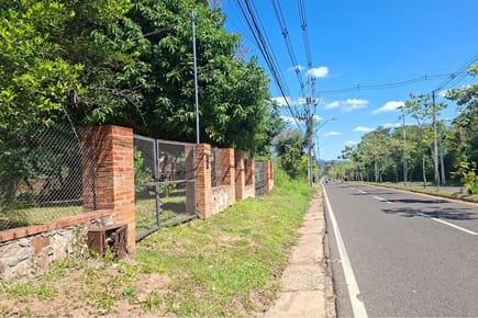 Vendo Amplio Terreno sobre Ruta San Bernardino - Altos