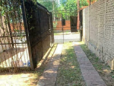 VENDO TERRENO CON CASA A REFACCIONAR O DEMOLER, EN BARRIO RECOLETA!