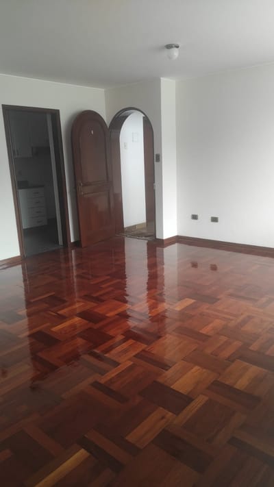 Alquiler Departamento de 100 m² con 3 Dorm. y 1 Estacionamiento en San Borja