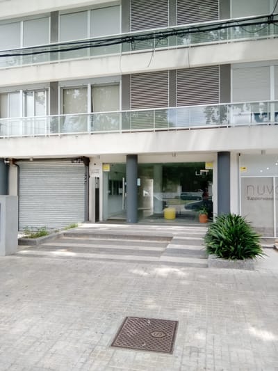Lift Nuevo Centro Hermoso Apartamento De 2 Dormitorios Y Garaje con renta