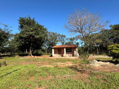CASA QUINTA EN ALTURA CAACUPE A 1KM RUTA PIRAJU CA