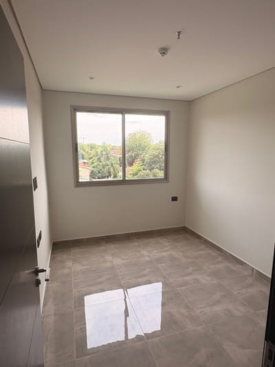 MOLAS LÓPEZ, EN ALQUILER DEPTO A ESTRENAR DE 1 DORMITORIO CON 2 COCHERAS 