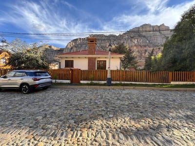 HERMOSA CASA EN ANTICRETICO EN SEQUOIA