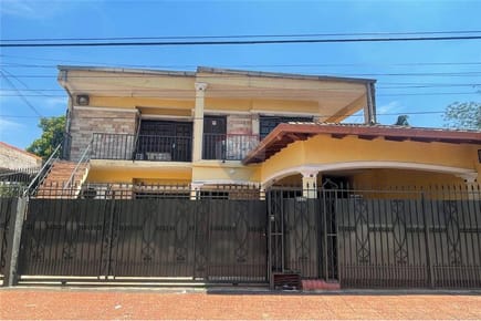 En Venta Casa San Lorenzo