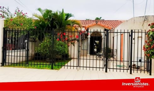 HERMOSA CASA EN VENTA ENTRE 4TO Y 5TO ANILLO