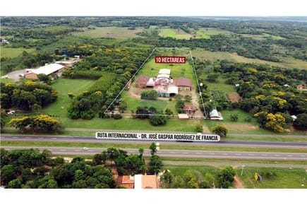 Campo de 10 ha con depósito sobre Ruta PY02, Coronel Oviedo