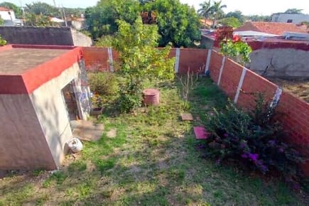 VENDO CASA TIPO DUPLEX EN LIMPIO.