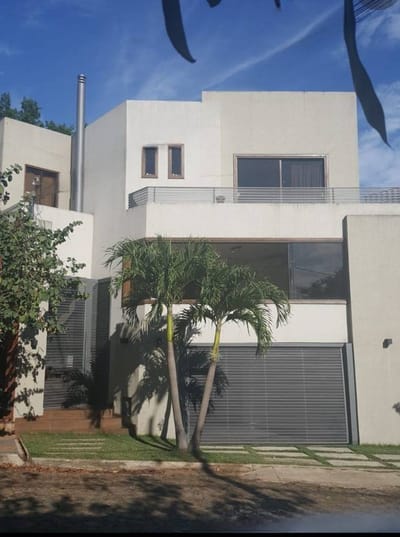 Alquilo Hermos Casa En Ykua Sati 