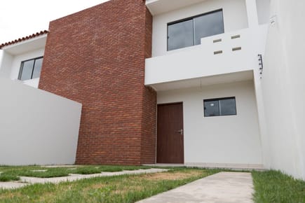 CASA EN VENTA EN LA MEJOR ZONA DE SANTA CRUZ