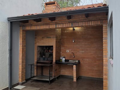 VENDO CASA EN BARRIO SAN MIGUEL DE SAN LORENZO
