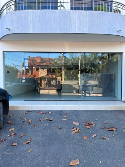 Local Comercial en Alquiler en el Corazón de Villa Morra!