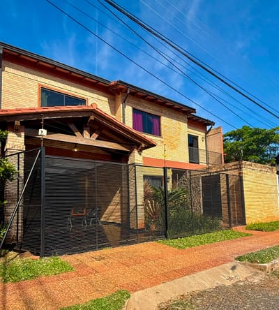 ALQUILO HERMOSO DUPLEX ZONA CONMEBOL