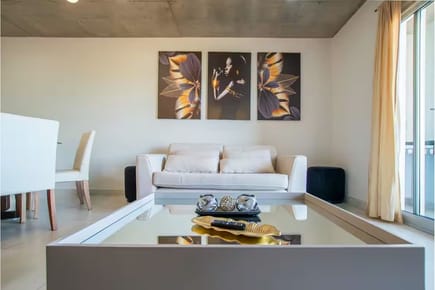 Departamento-Venta-Lugo Echauri, Luque, Central