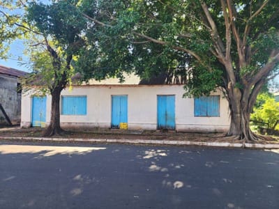 Venta de terreno en el centro mismo de Carmen del Paraná