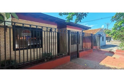 CASA + LOCAL COMERCIAL EN ESQUINA ESTRATEGICA