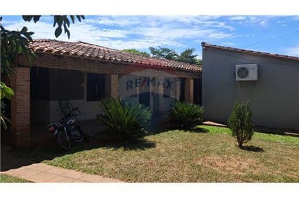  Casa-Venta-PY Central Nueva Italia  Juan E Oleary 