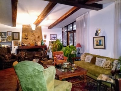 HERMOSA CASA RUSTICA EN VENTA COMO TERRENO 360m2 - SURCO