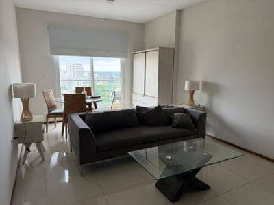EN VENTA DPTO DE 1 DORM EN BARRIO YKUA SATI, ASUNCIÓN