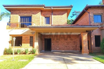 Casa-Venta-PY Central San Lorenzo Laurelty  Laguna Grande  Río Paraguay 