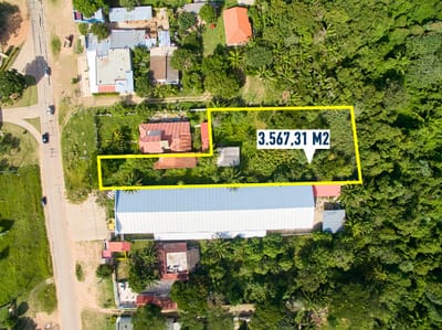 TERRENO EN VENTA EN EL URUBÓ SOBRE AV. PRINCIPAL