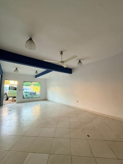 Alquilo Salón Comercial en Villa Elisa | 72 m² | Gs. 5.000.000