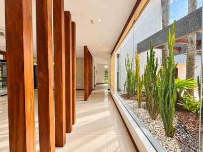 CASA EN VENTA - COLINAS 2 URUBO