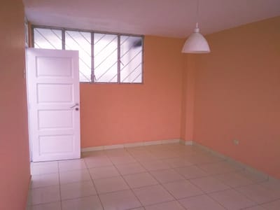 ALQUILO HABITACIÓN BAÑO PROPIO
