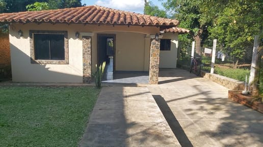 ALTOS EN VENTA CHALET DE 3 DORMITORIOS TODA EN PLANTA BAJA 