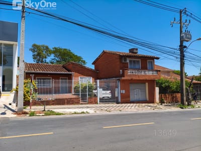 CASA EN VENTA  BARRIO MBURICAO