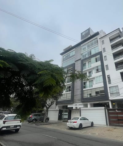 IDEAL INVERSION EN ZONA RESIDENCIAL DE MIRAFLORES LIMITE SAN ISIDRO