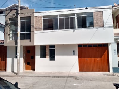 VENTA DE CASA EN TACNA, URBANIZACION SAN PEDRO CALLE BOLIVIA C - 3, CERCADO
