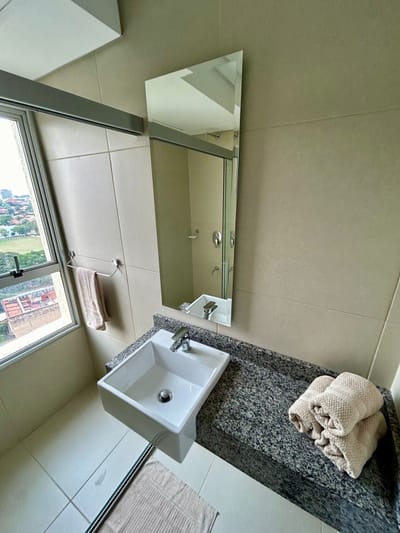 Vendo Departamento Amoblado en Edificio *Molas Tower*