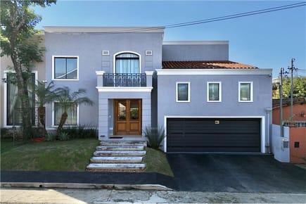 ALQUILER AMPLIA CASA DE 3 DORMITORIOS, BARRIO SAN JORGE, ASUNCIÓN