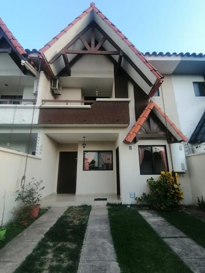 CASA EN VENTA ZONA NORTE EL REMANSO