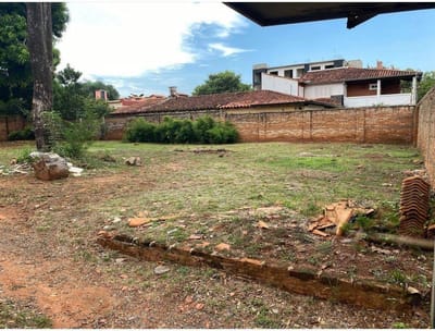 VENDO TERRENO EN BARRIO HERRERA
