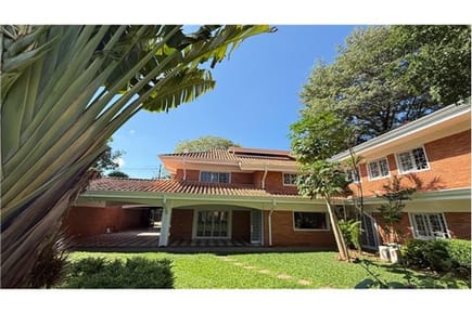 Casa-Venta-Goya 757, Mariscal López, Asunción