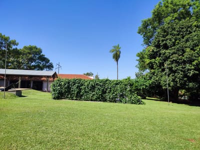 VENDO HERMOSA CASA QUINTA EN AREGUA