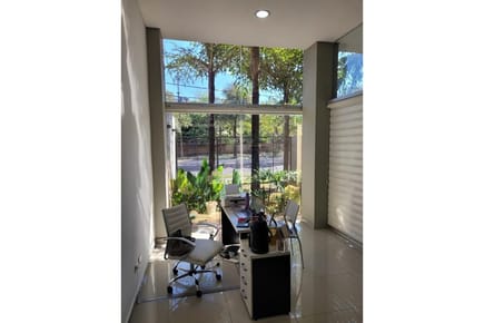 Oficina-Venta-Av Santa Teresa N° 3097 c/Austria, Recoleta, Asunción
