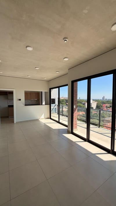 Alquilo Hermoso y Amplio Dpto de 3 Habit en Suite