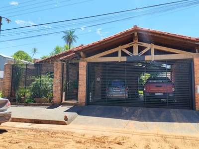 VENDO CASA EN ÑEMBY