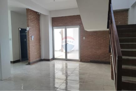 VENDO CASA EN ZONA MBURUCUYÁ