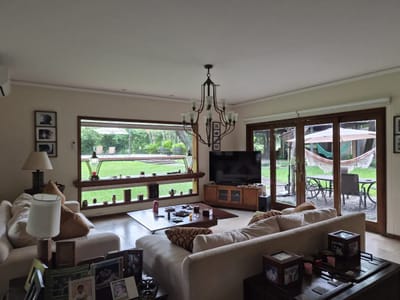 VENDO RESIDENCIA  EN CONDOMINIO EN LAMBARÉ!!!