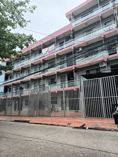 EDIFICIO DE DEPARTAMENTOS EN VENTA - CANAL ISUTO